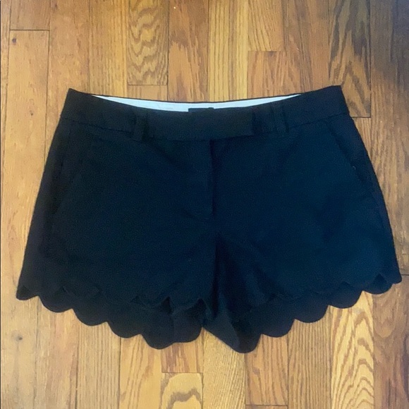 J. Crew Pants - J.Crew Womens Black Scalloped Shorts, Size 4